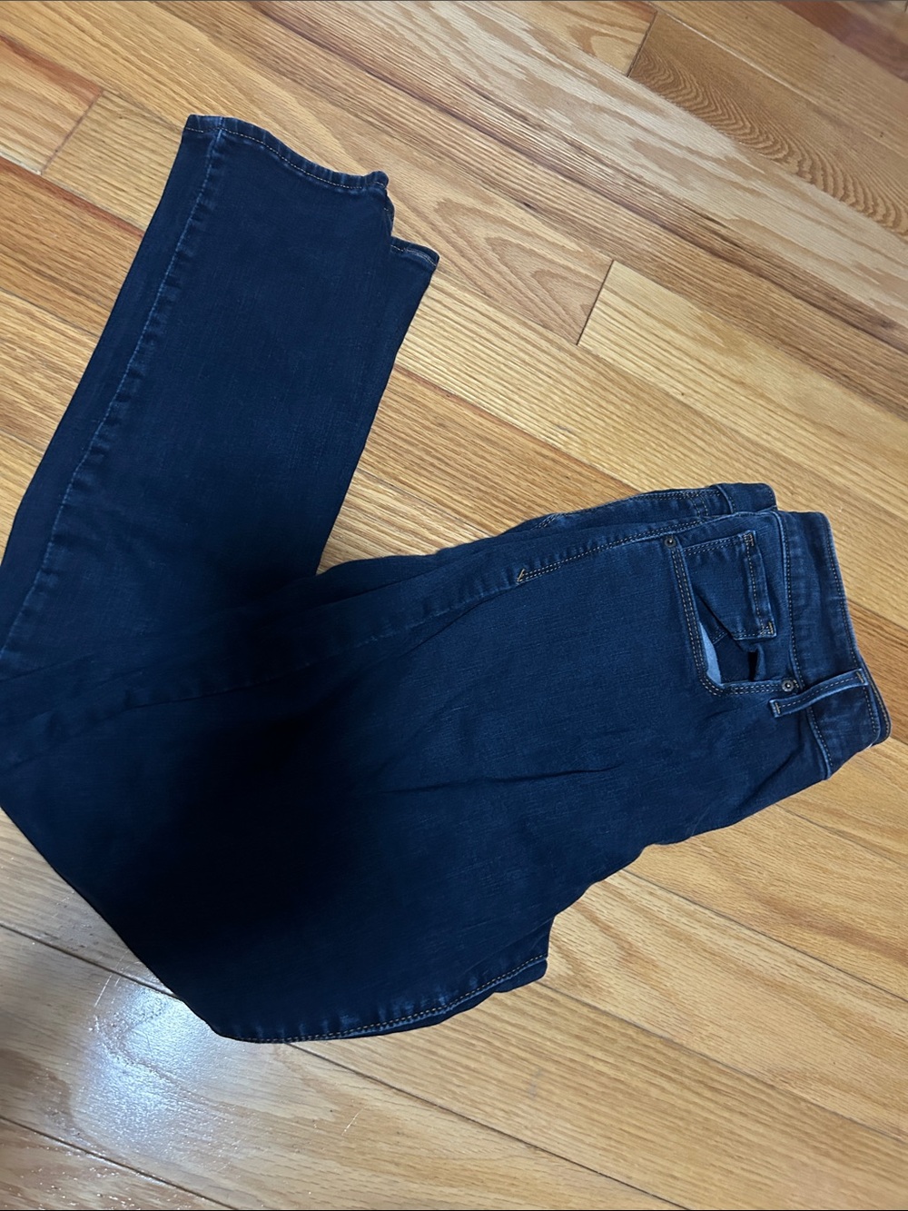 Classic Women's Dark Blue Skinny Jeans